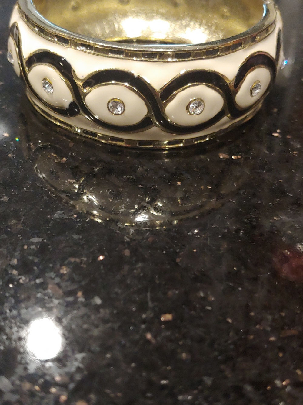 Stylish hinge bangle. - Picture 5 of 5